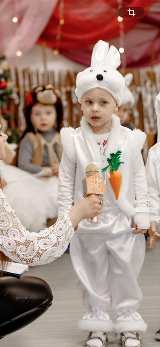 Костюм  зайчика дуже нарядний
