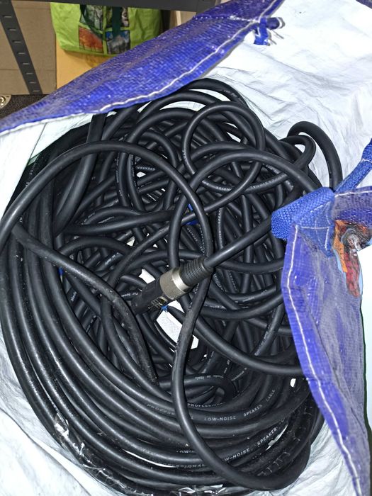 Dwa głośniki Unitra + kable