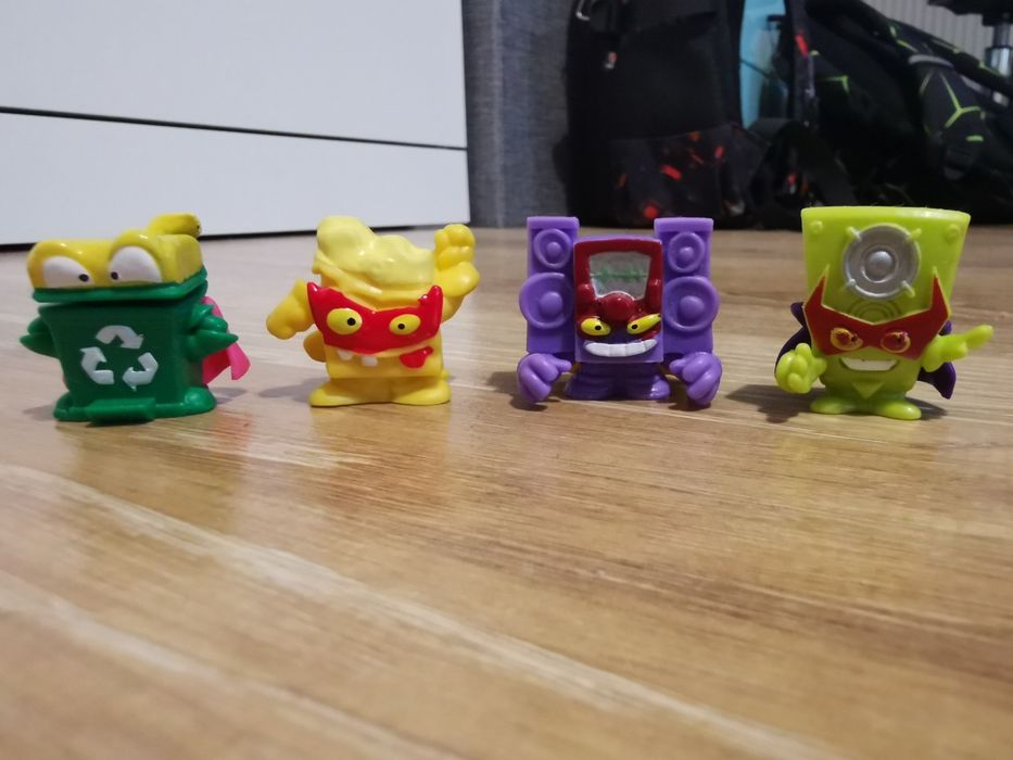 Figurki super zings 13 szt.