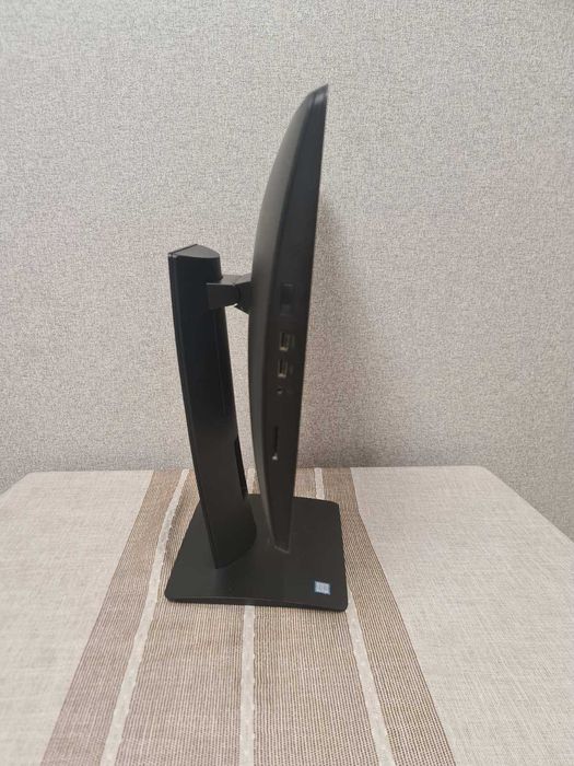 МОНОБЛОК HP ProOne 400 G3 All-in-One  i3-7100T 8GB ddr4  SSD 240GB