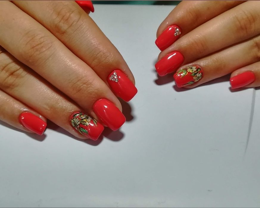 Маникюр, наращивание ногтей, гель лак!