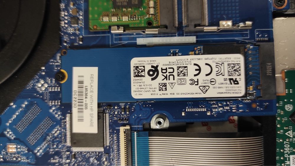 Продам ноутбук HP Pavilion на запчасти