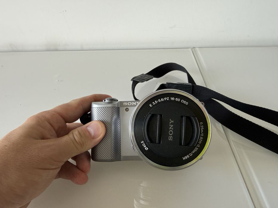 Sony Alpha ILCE-5000
