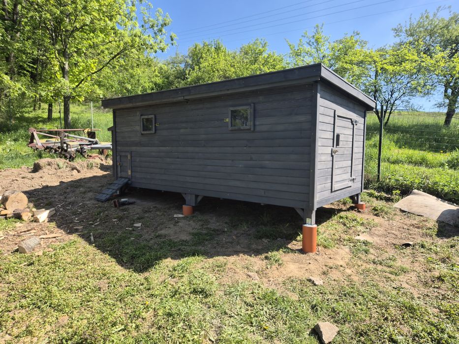 Kurnik dla kur ocieplany