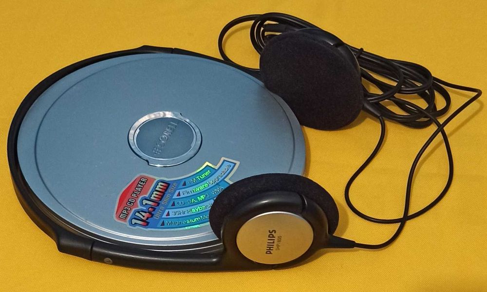 Плеер CD/MP3 SORELL SMP-200 Ultra slim ,с наушниками