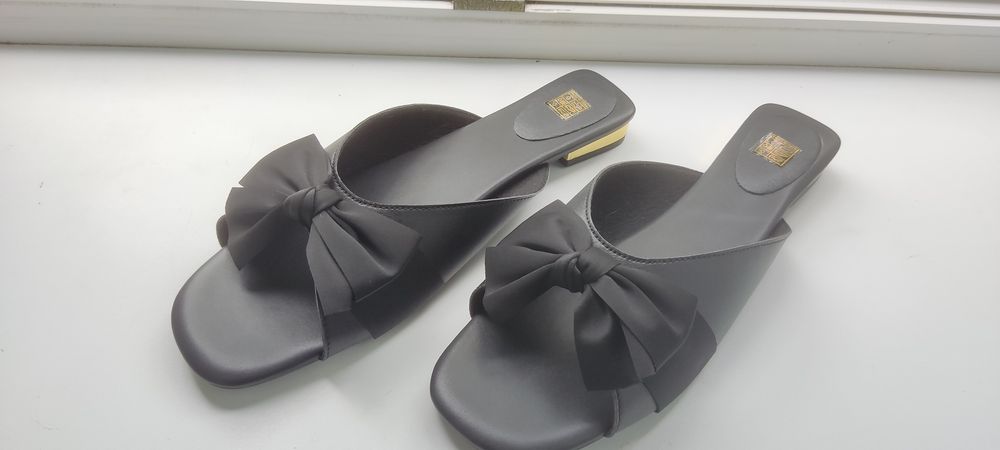 Klapki z kokardą wkładka 30 cm