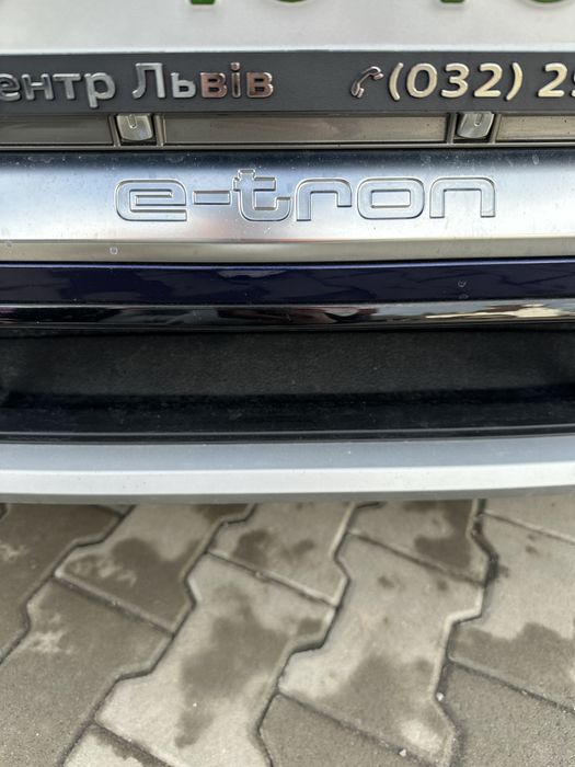 Авто Audi E-Tron 55 електро 95кв Європа Q8