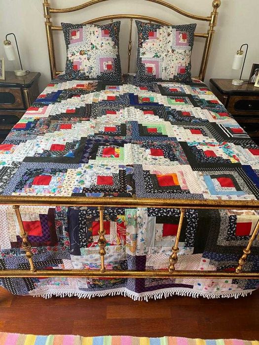 Colchã Almofadas Tapetes p/cama de casal