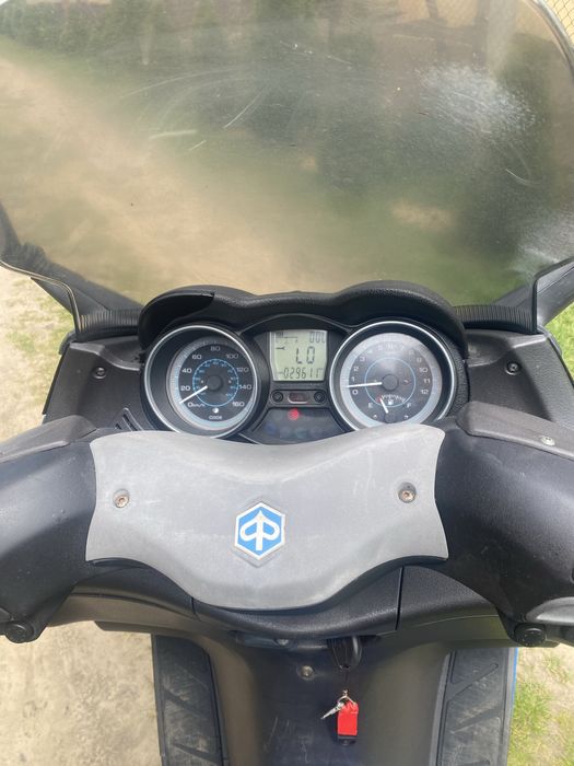 Продам скутер х8 250