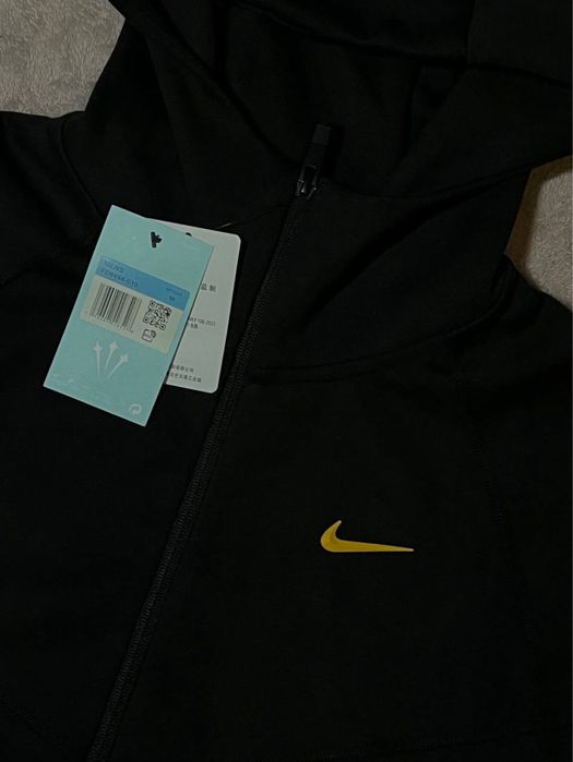 Nike tech nocta x drake