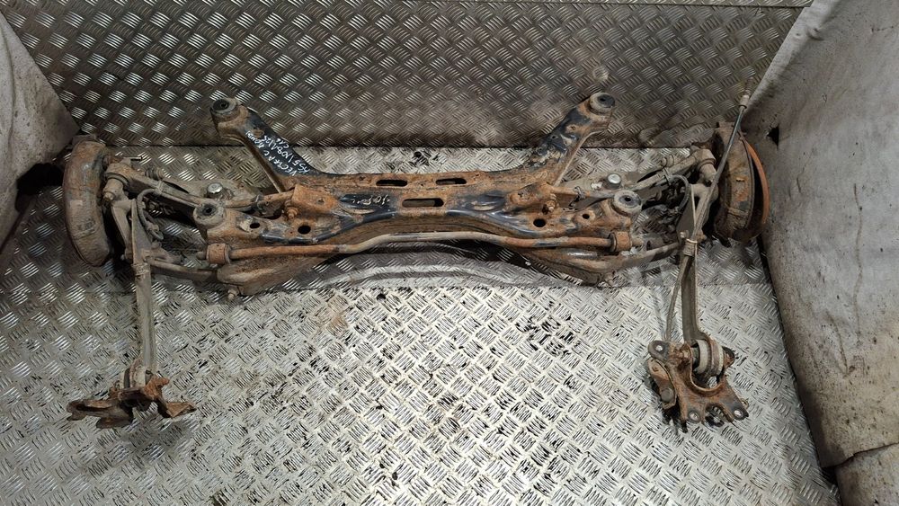 Sanki Belka Zawieszenia Tył Opel Vectra C Kombi