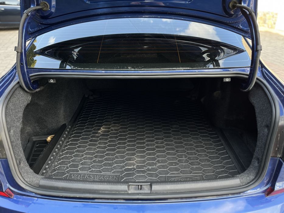 VW Passat R-Line 2016 в ЛІЗИНГ | КРЕДИТ