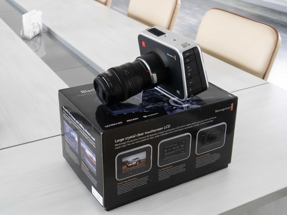 Продам Black Magic Production Camera 4K (EF mount)