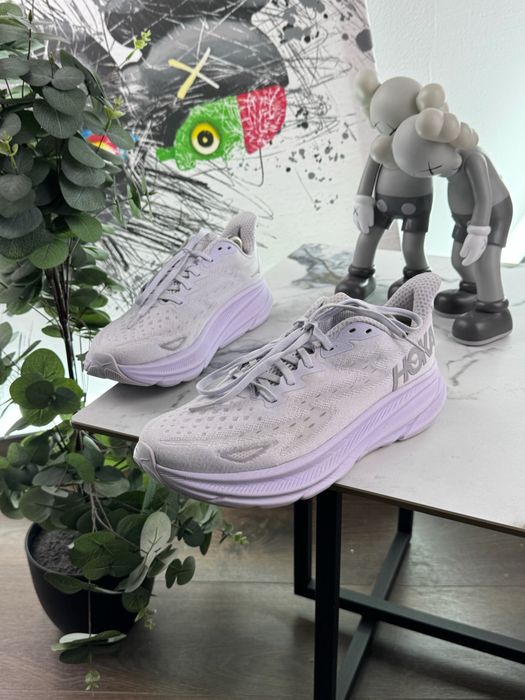 Кросівки Hoka Clifton 9 41 розмір Е12335