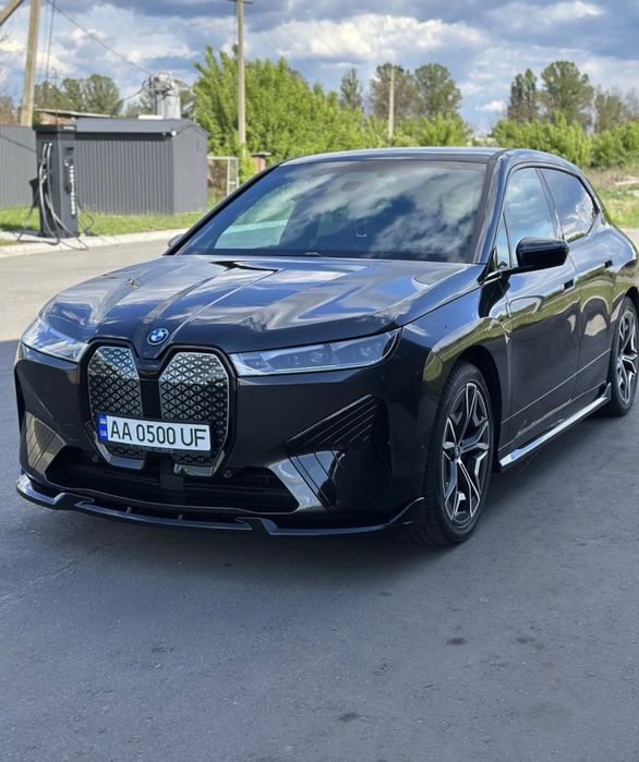 BMW ix40 на гарантії