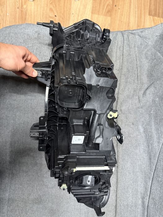 Фара права BMW X5 X6 G05 G06 2023-2025