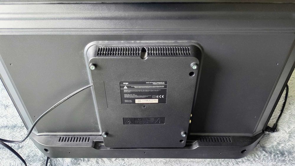 Телевізор Ergo 32GFS6500 Все справно, потрібна матриця