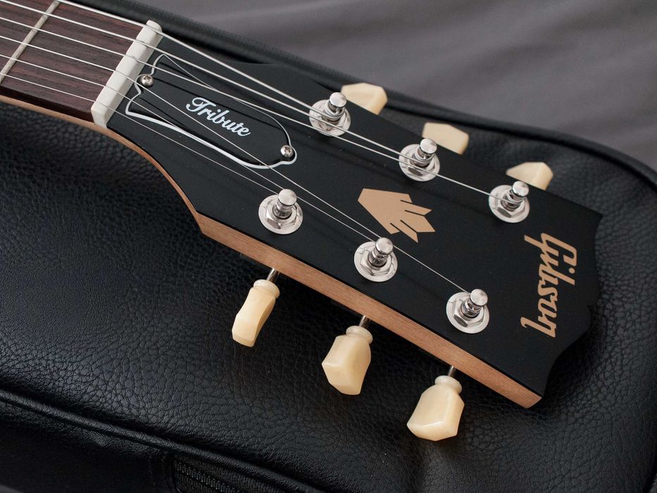 Gibson SG Tribute + Saco