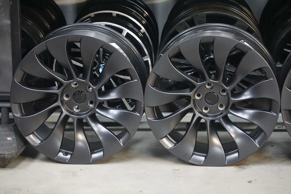 Alufelgi oryginał Tesla 5x114,3 9,5Jx21 et40 cb64,1 fabryczny stan