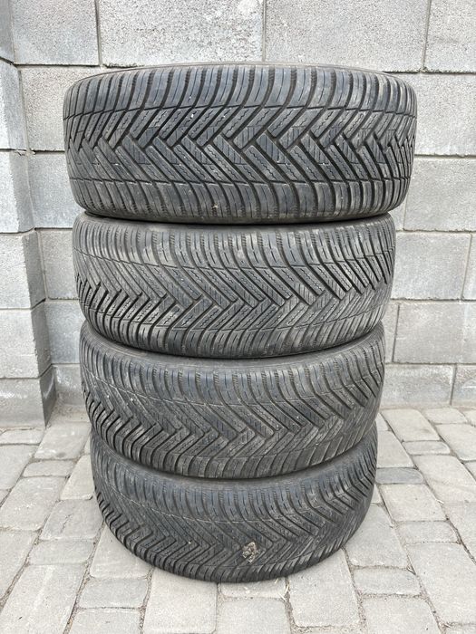 Резина, шини, всесезонні 215/45/18 Hankook 2024р.