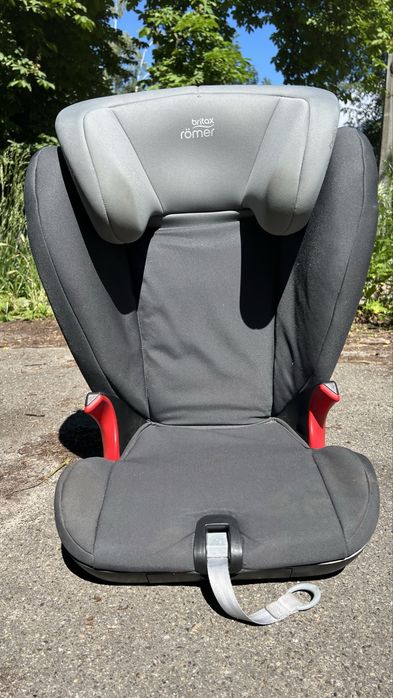 Britax Romer KIDFIX SL  black series storm grey