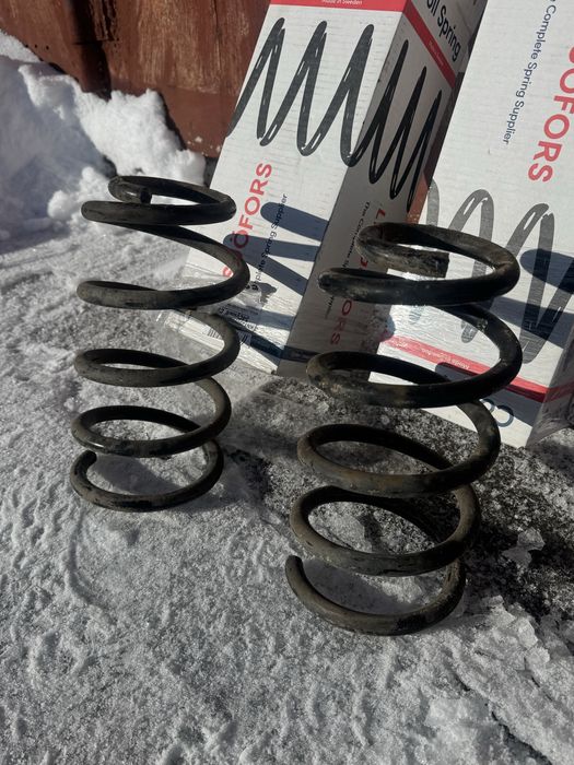 Пружины задние Kia Sorento 2 7мест 2009-2013