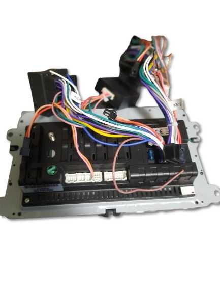 Auto Rádio Android para Volkswagen Golf 5/6 ou Polo + Cabos Lig. + GPS