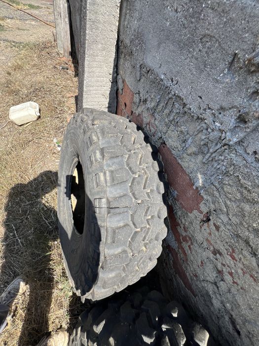 Pneu 35x12 50r15lt