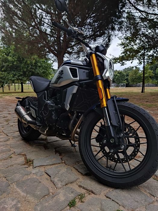 CFMOTO CLX 700 Heritage