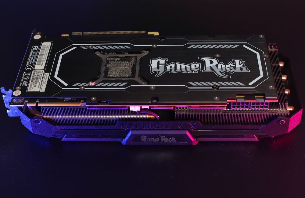 RTX 2080 Palit Game Rock 8Gb.