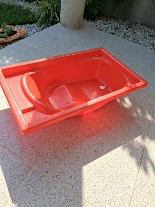 Banheiras bebés e muda fraldas