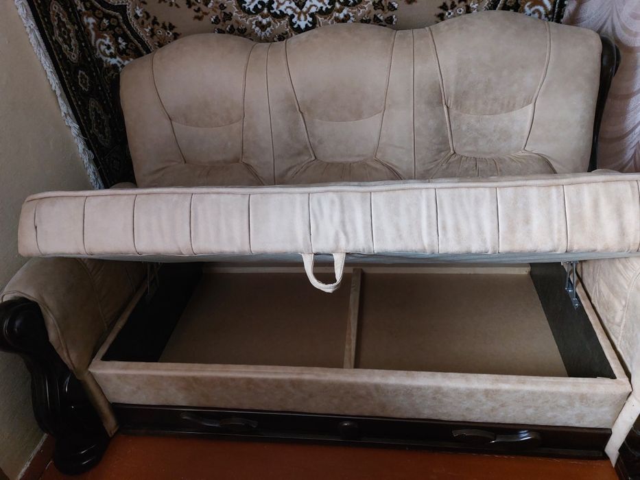 Продам    дивани