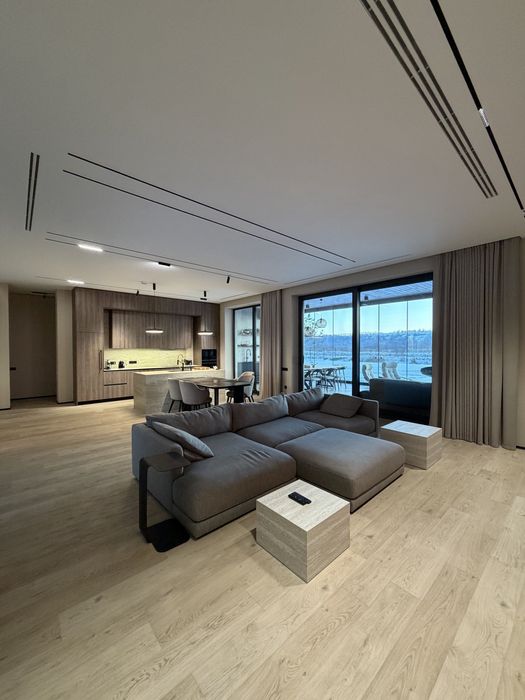 Будинок 364 м² з виходом на воду,басейн Романків Новообухівська траса