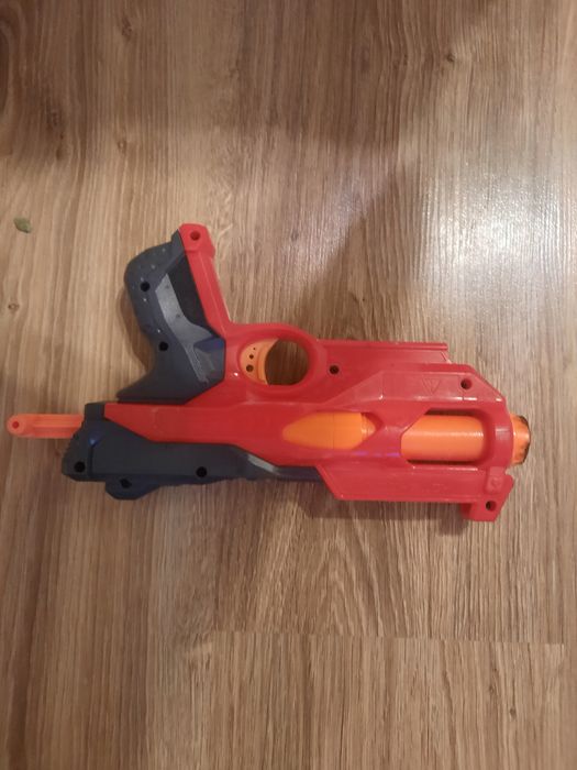 Nerf Mega Hotshock pistolet zabawka