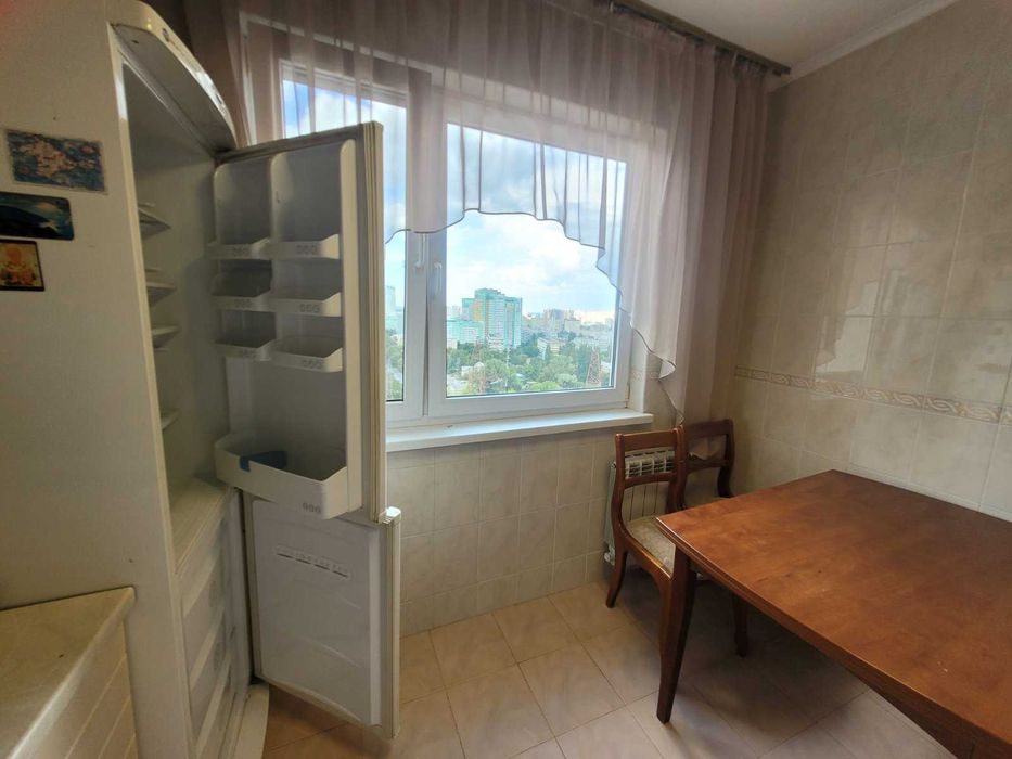 Продам 3к Подільськмй р-н Віноградарь ,вул Європейського Союзу  буд 17