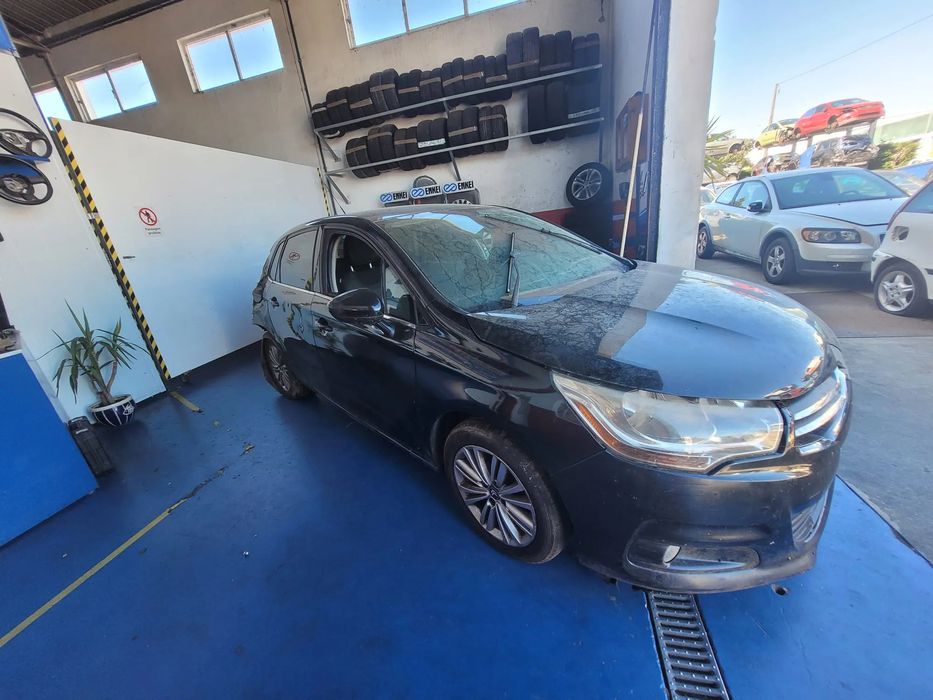 Citroen C4 1.6 HDI de 2013 ás peças