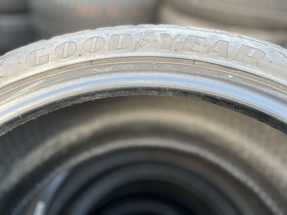 225/45/R18 (зима) GoodYear UltraGrip