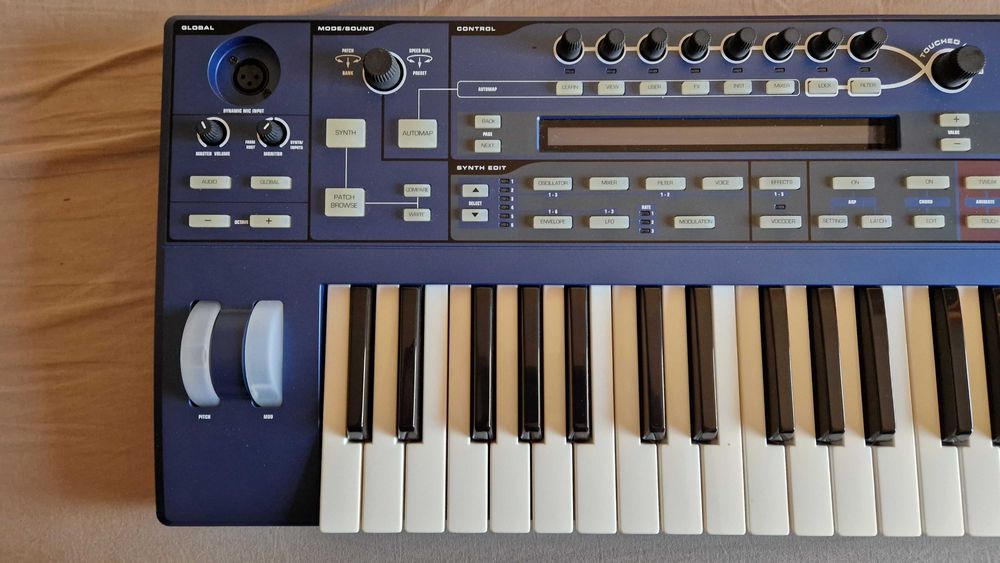 Novation Ultranova