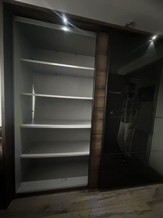 Sprzedam szafę i komodę