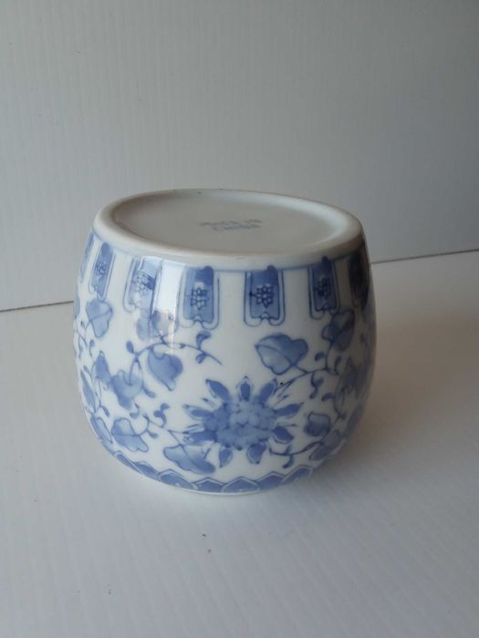 Pequeno pote chinês, usado