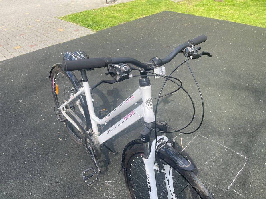 Продам велосипед, супер хороший ,колеса 28