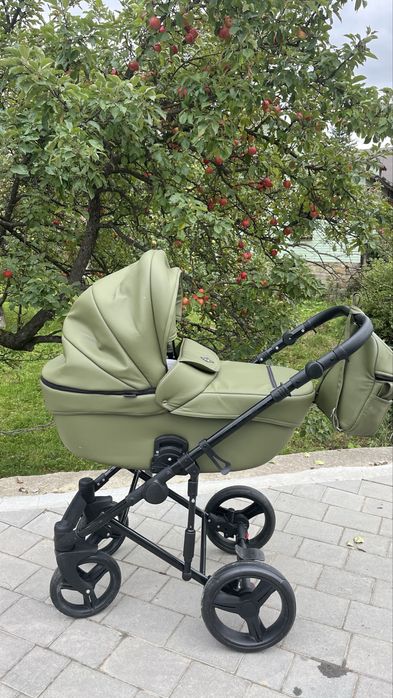 Коляска дитяча з двома модулями