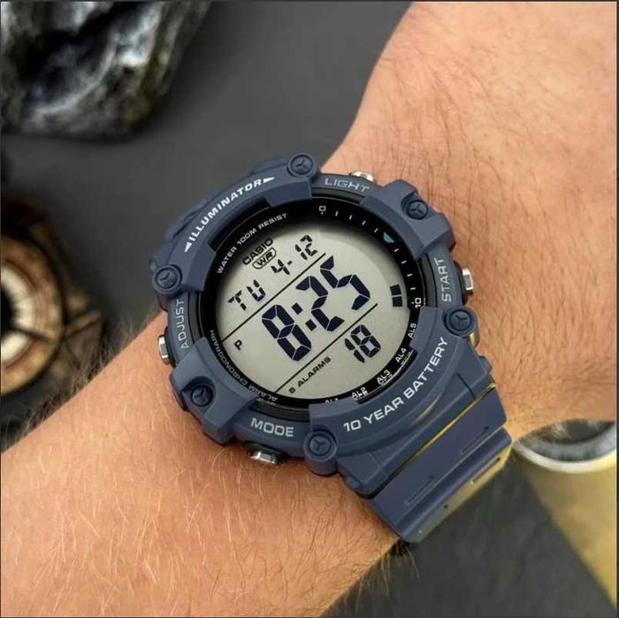 Чоловічий спортивний годинник Casio AE-1500WH — Міцність, стиль і функціональність