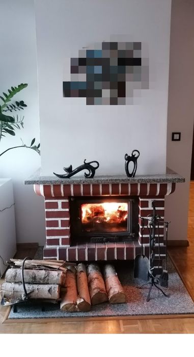 Obudowa kominka z cegły