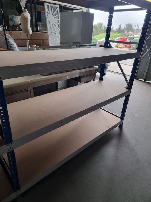 Racks Novos *várias unidades*