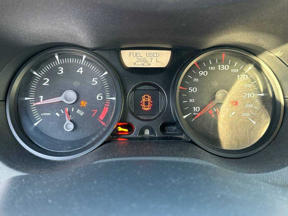 Renault Megane 2006 1.4 Бензин МКПП