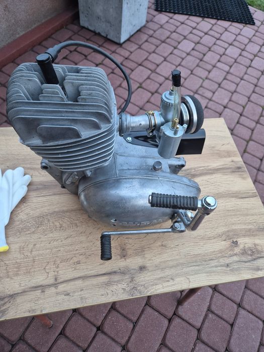 Silnik do  wsk 125