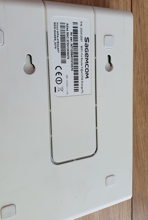 Router firmy Sagemcom model Fast 2704