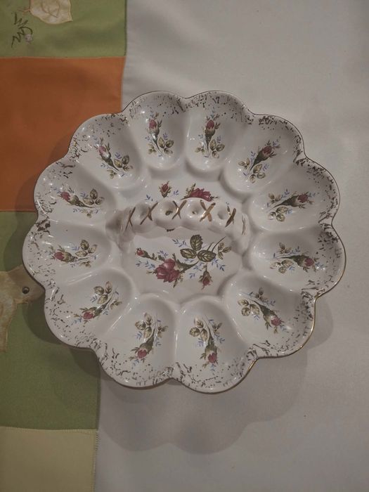 Stylowa patera na jajka - Chodzież