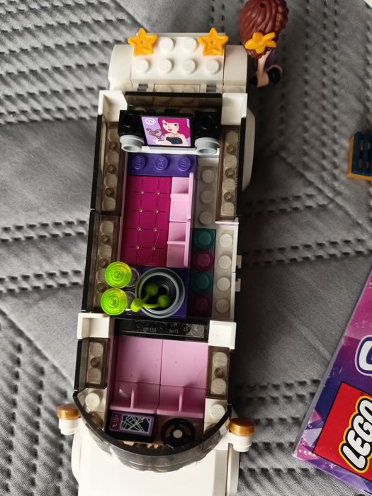 Klocki Lego Friends zestaw 41107 Limuzyna gwiazdy popu